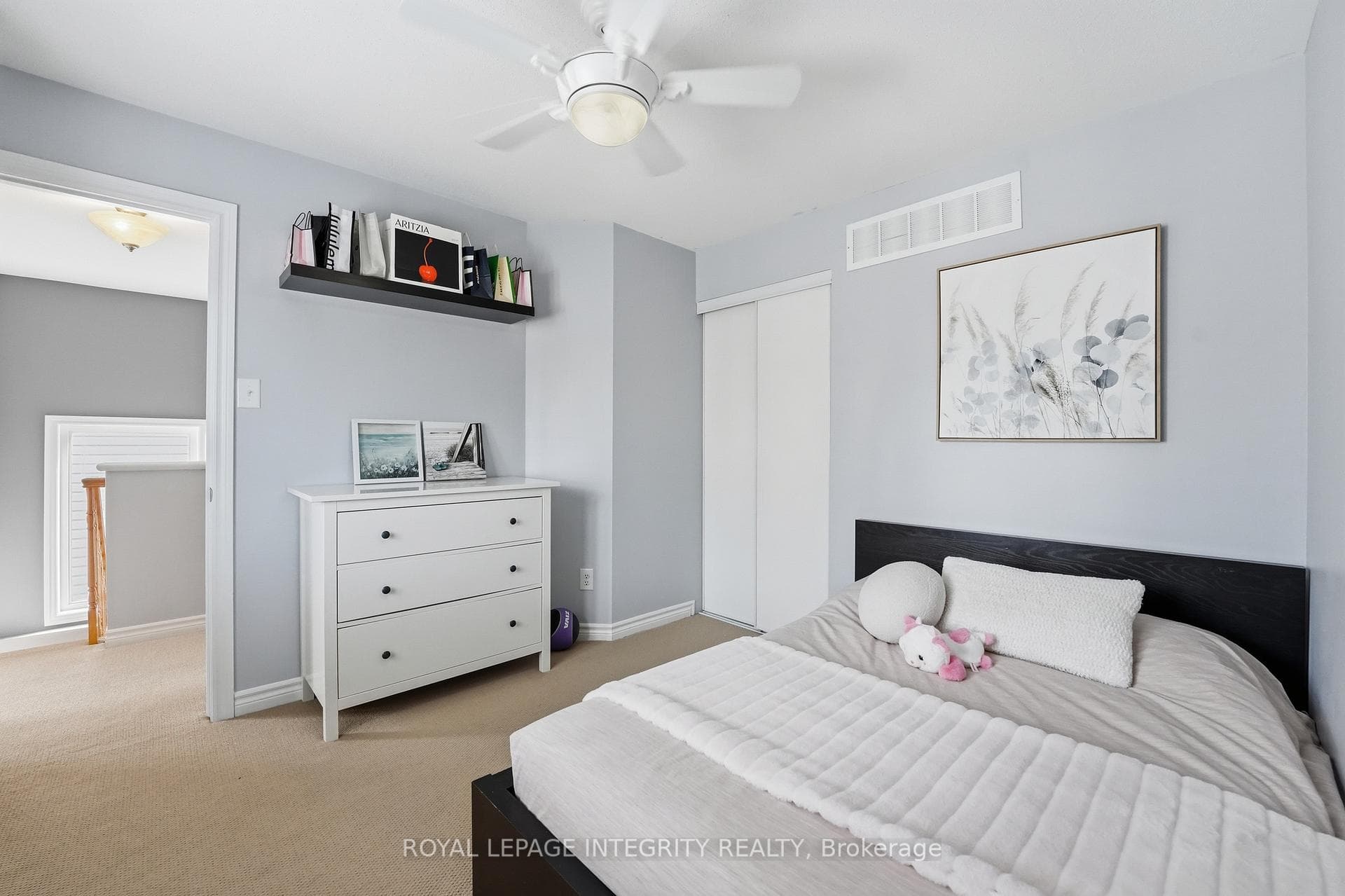 208 Aquilo Crescent photo 21