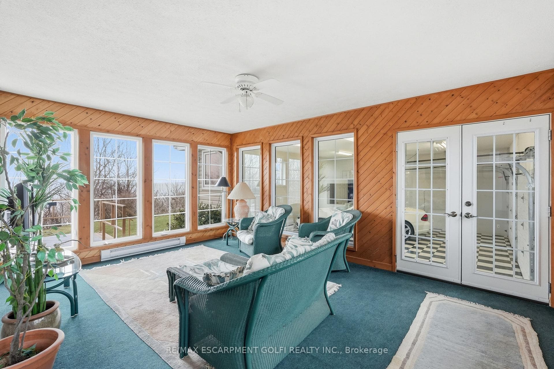 648 FRONT Road photo 15