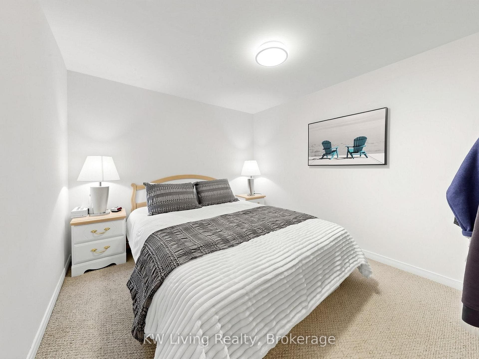 3385 Southwick Street photo 46