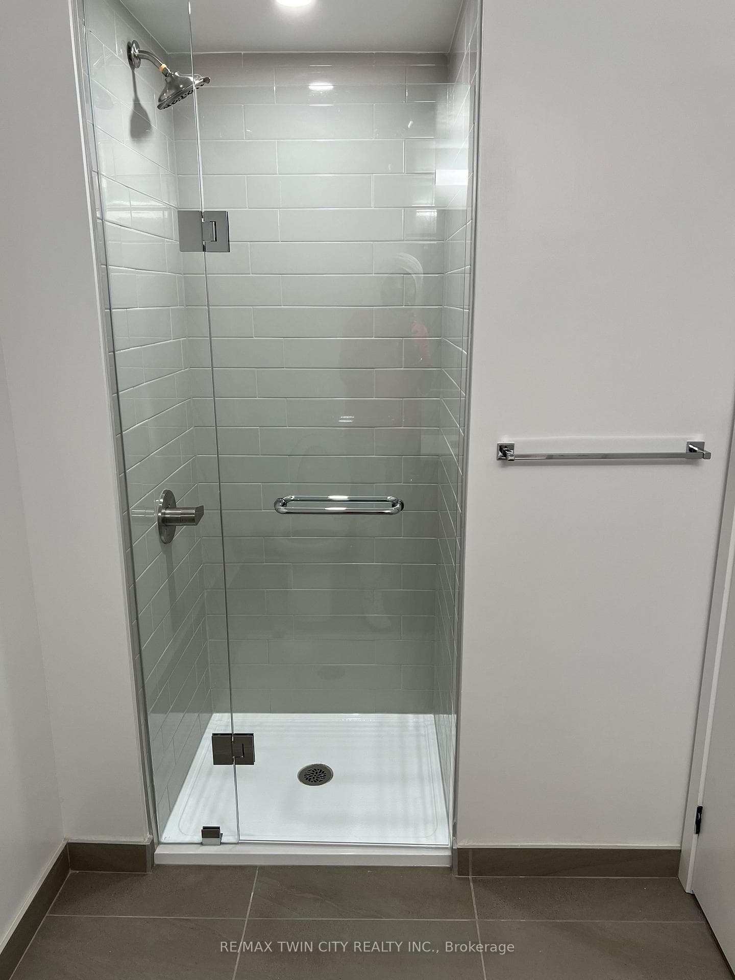 319 Jarvis Street Unit 4612 photo 8