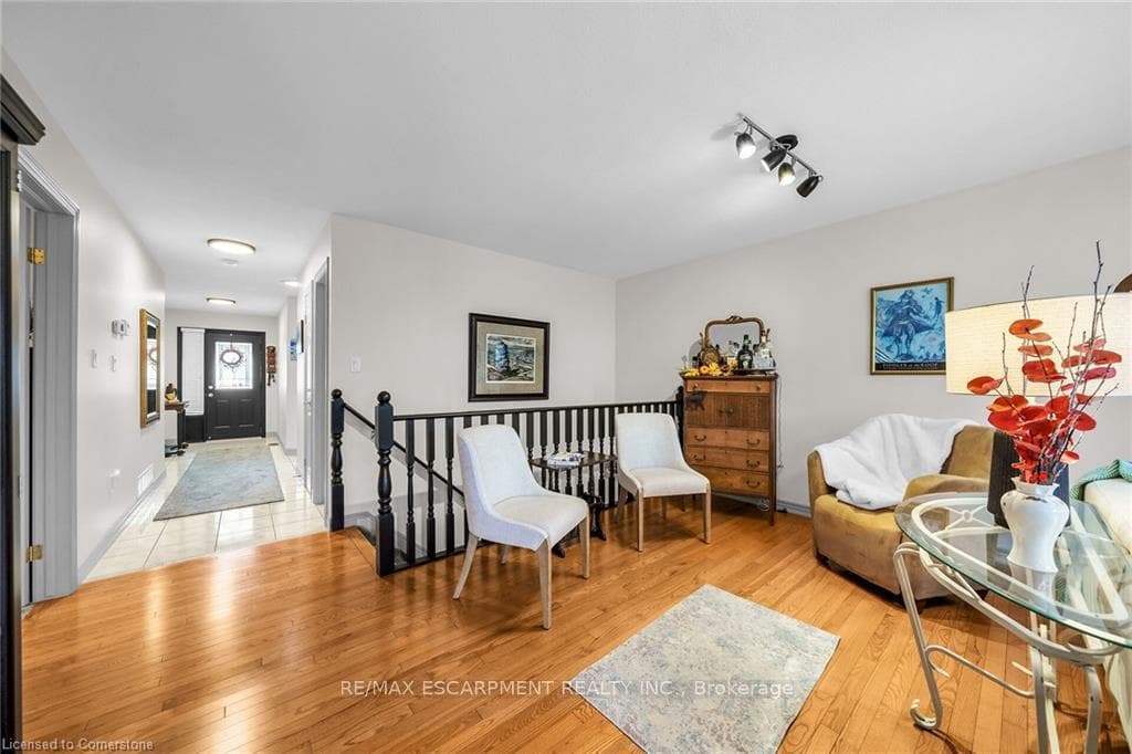 26 Balsam Trail photo 5