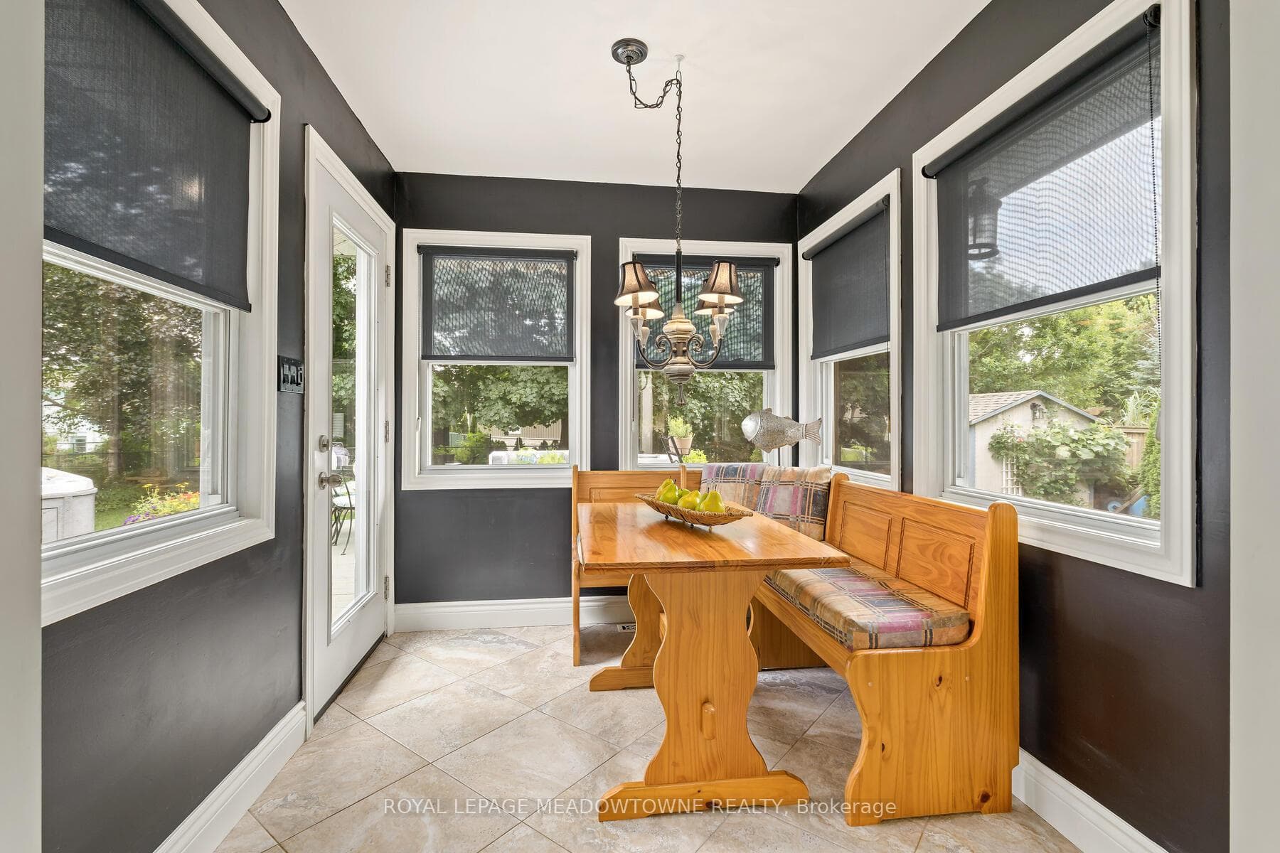 25 Millwood Road photo 16