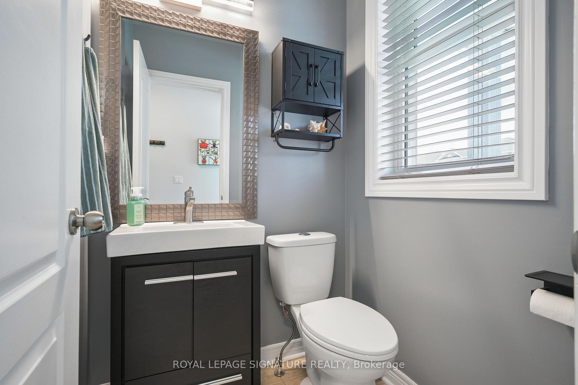 18 Senwood Street photo 9