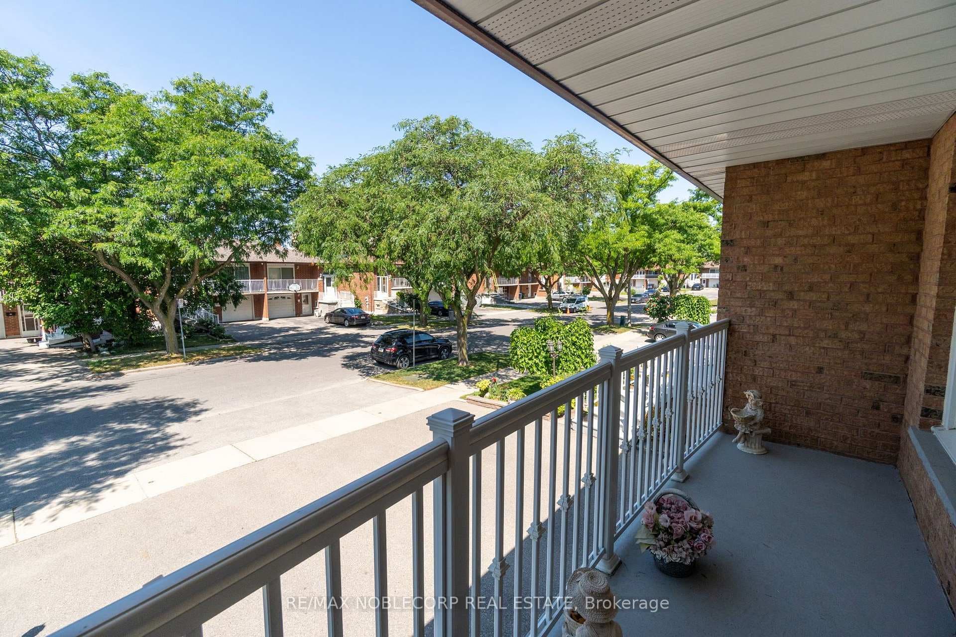 131 Yatescastle Drive photo 26