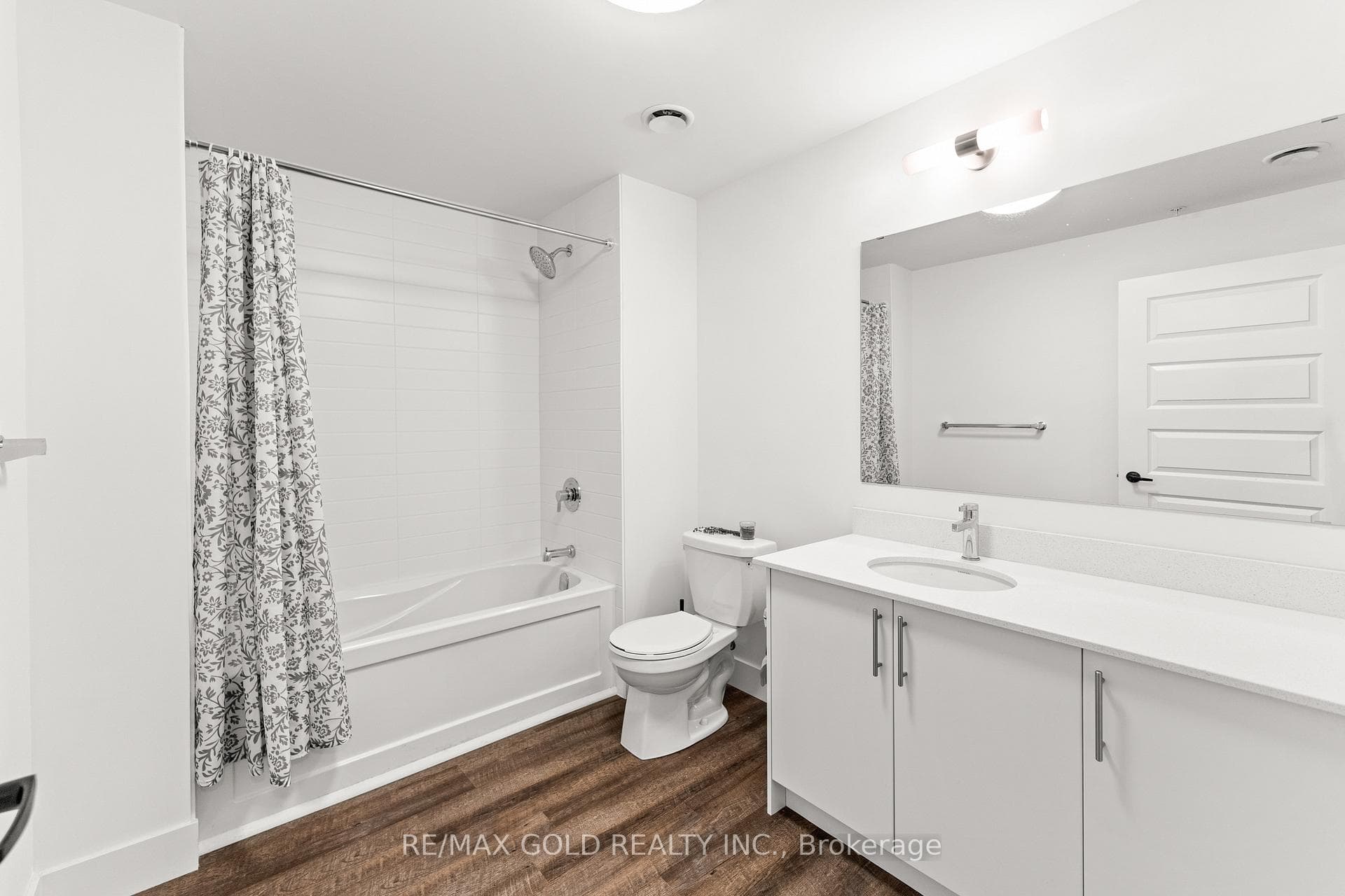 107 Roger Street Unit 104 photo 28
