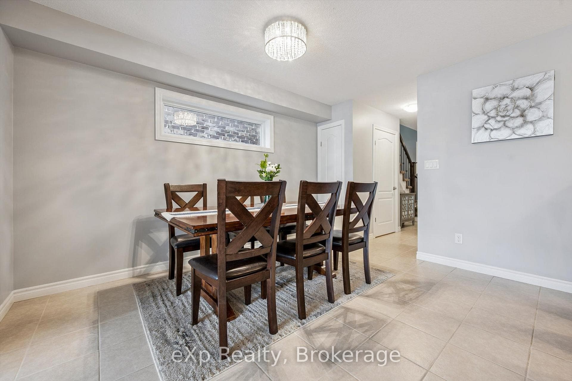 139 Couling Crescent photo 15