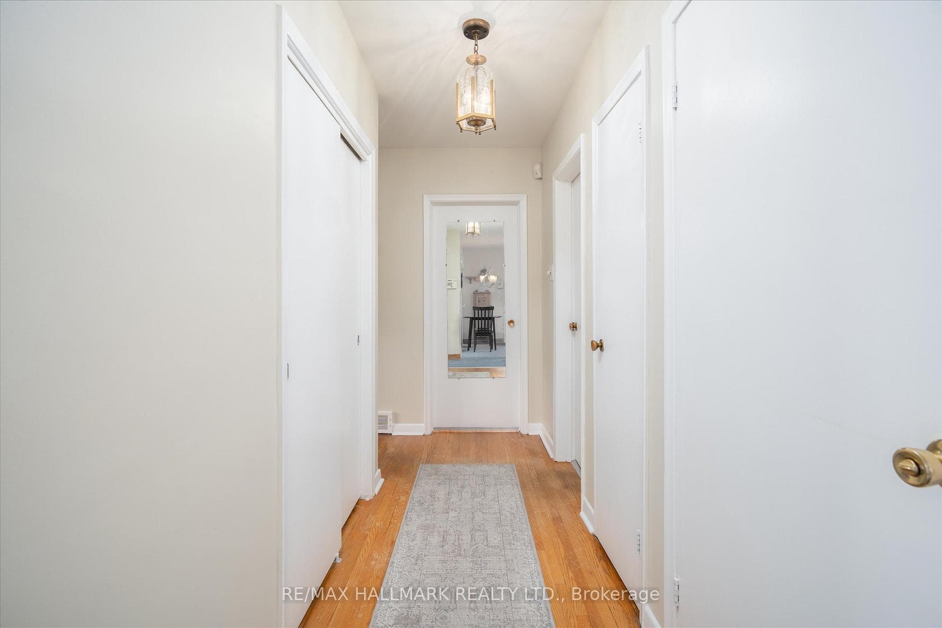 7 Grassington Crescent photo 22