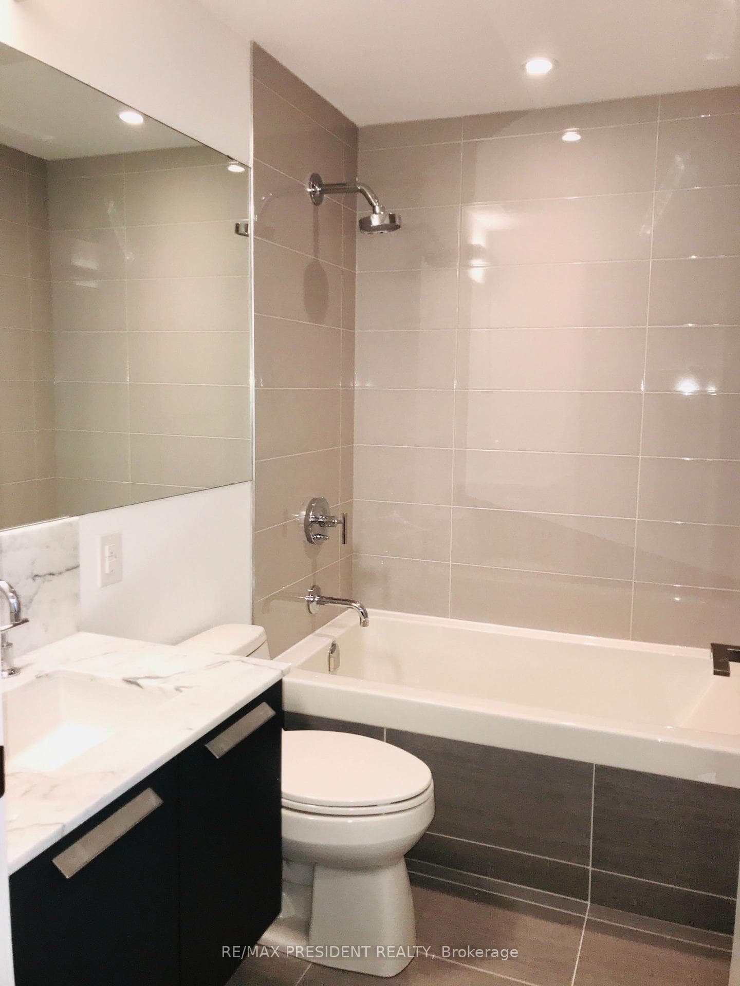 50 Charles Street Unit 2601 photo 16