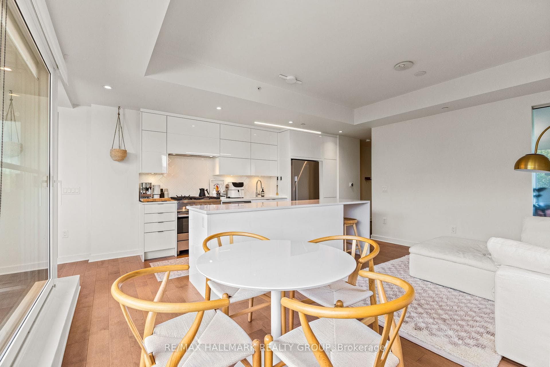 135 Barrette Street Unit 207 photo 14