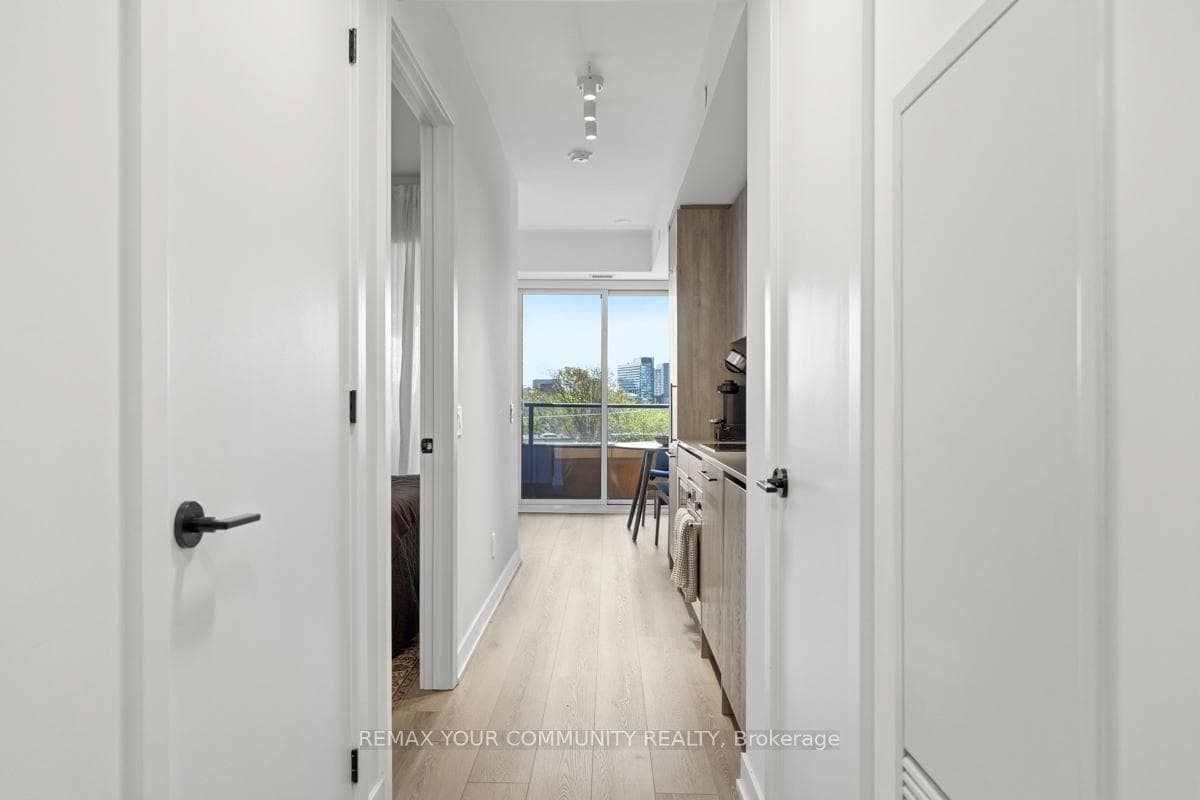 5 Lakeview Avenue Unit 506 photo 9