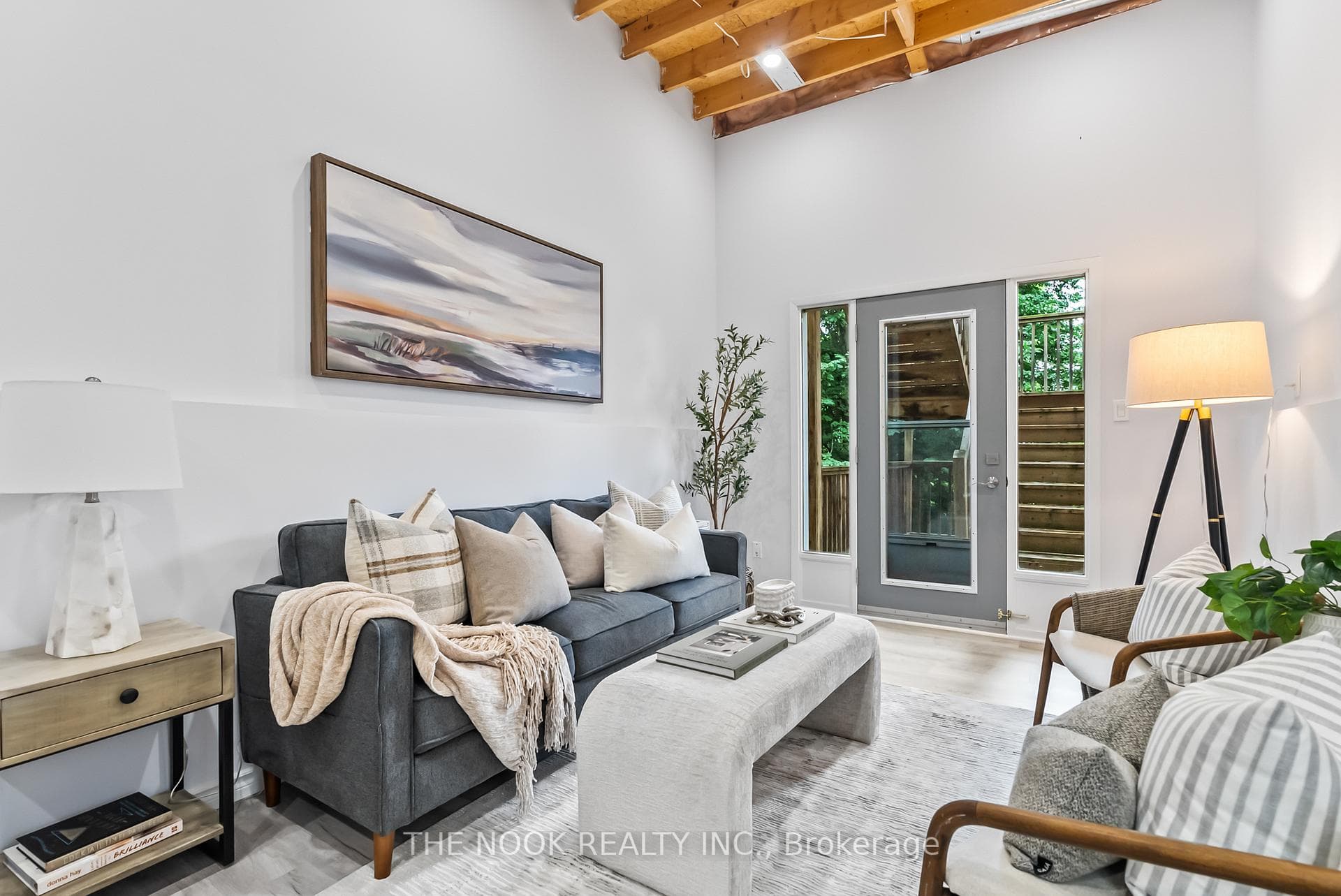 463 Cobblehill Drive photo 35