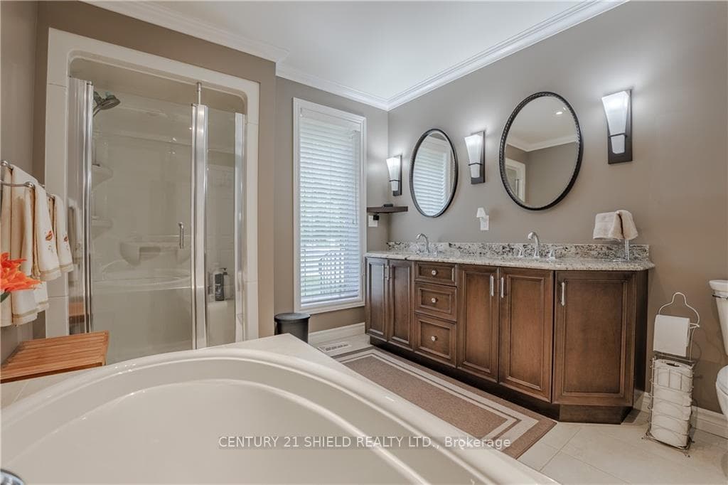 22 FAIRHOLME Drive photo 25