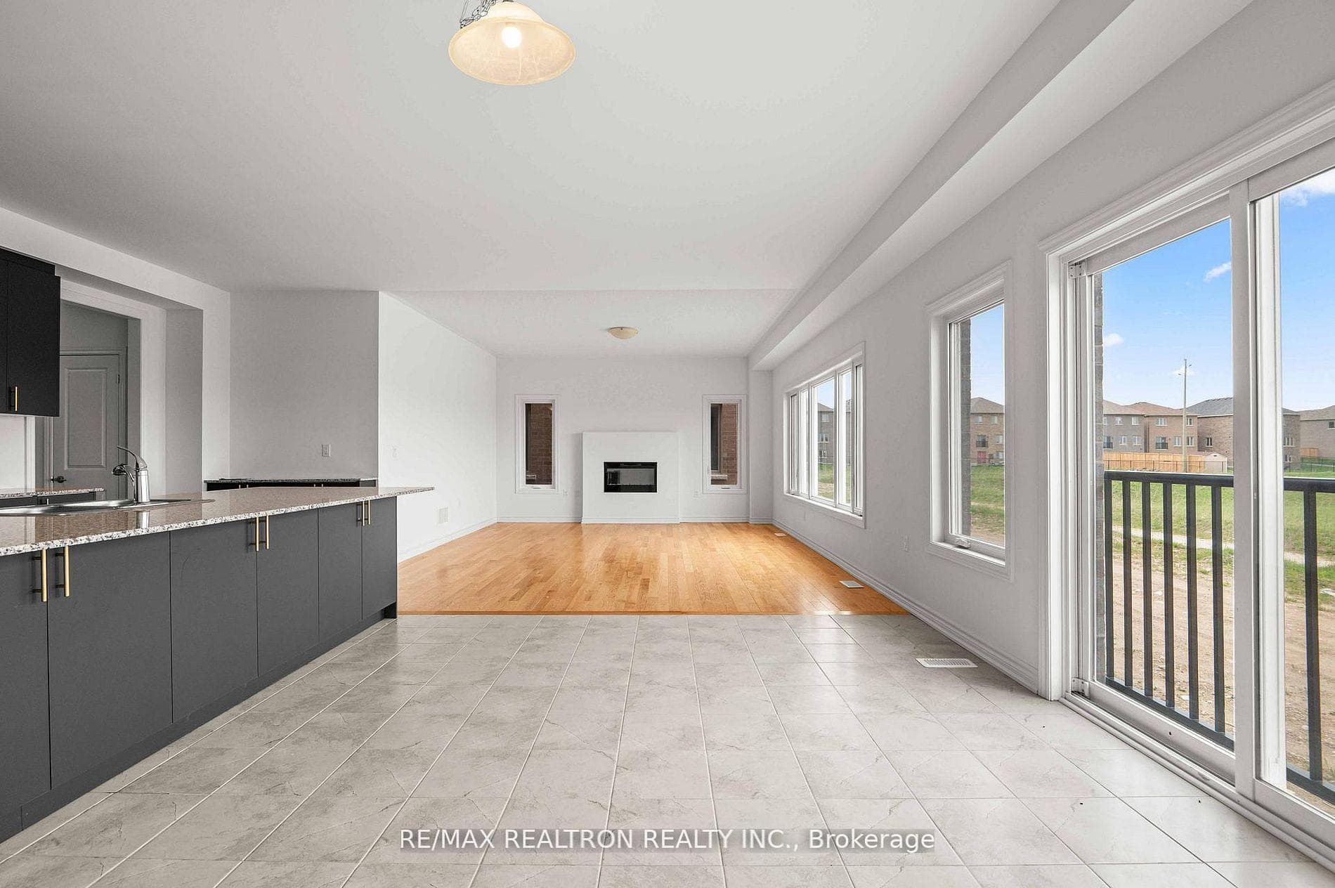 434 Vandusen Avenue photo 12