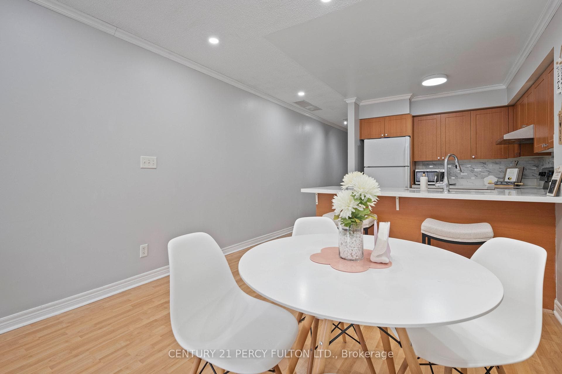 55 Cedarcroft Boulevard Unit 9 photo 6