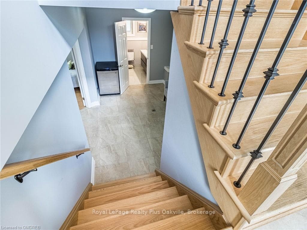 2152 CLEAVER Avenue photo 35