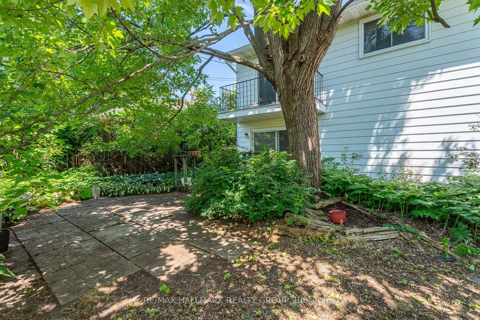 5290 Driscoll Drive photo 10