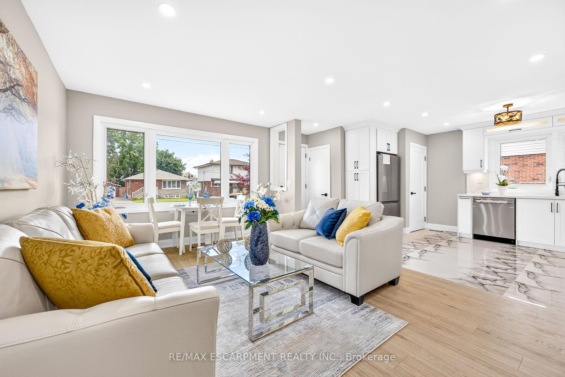 150 Howard Avenue photo 16