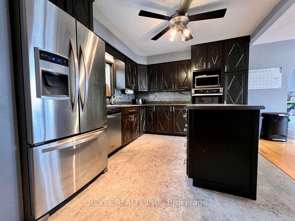 1207 Ferguson Road photo 4