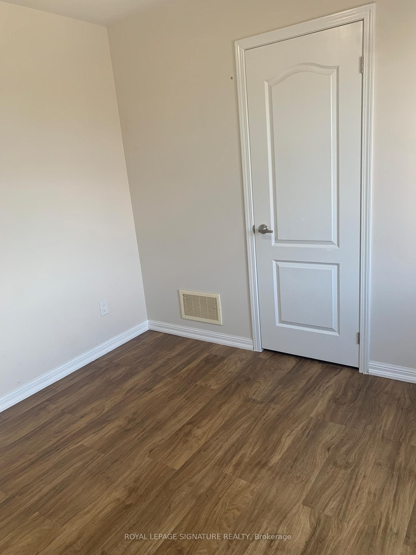 1057 Nadalin Heights photo 24