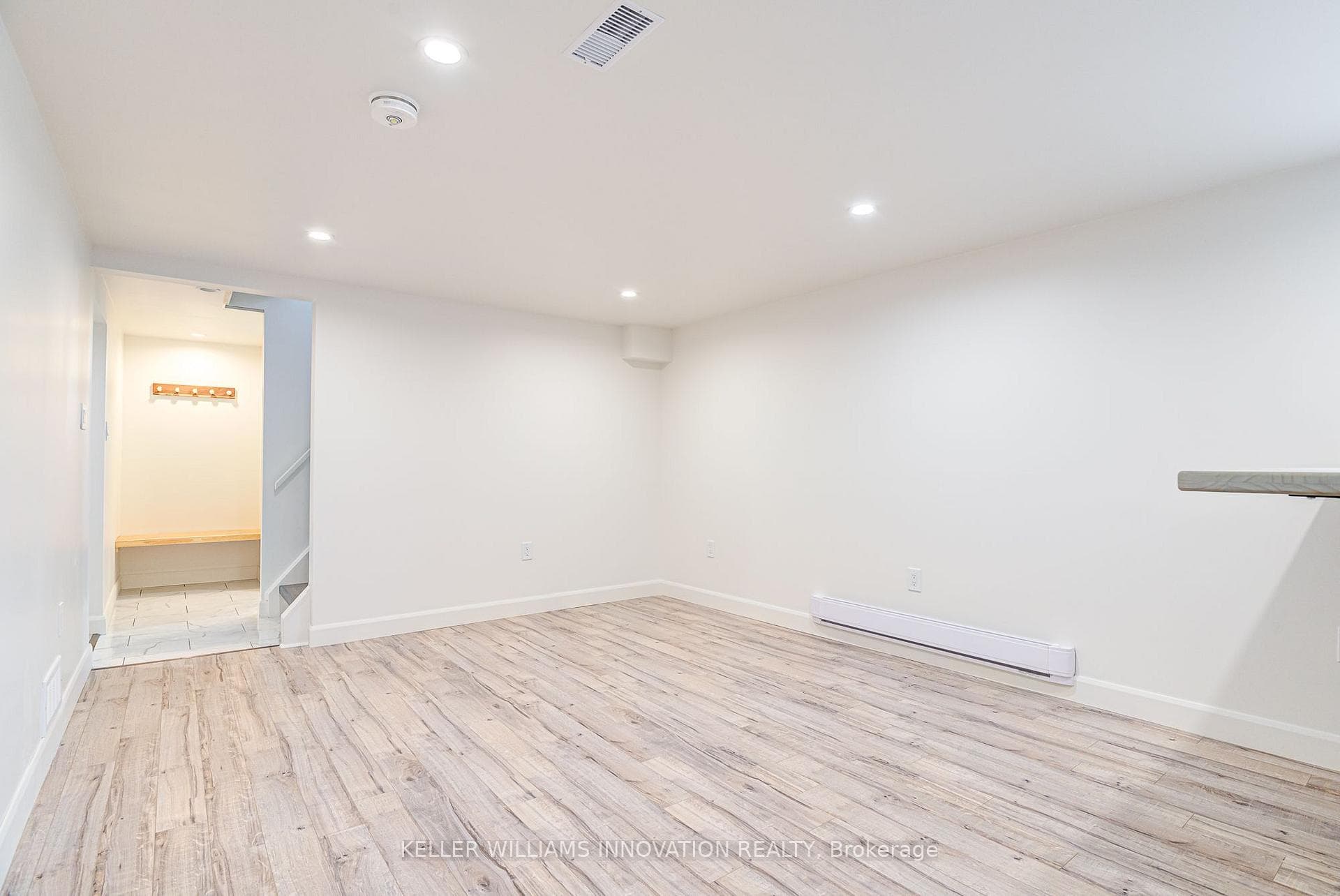 81 Culver Crescent Unit B photo 5