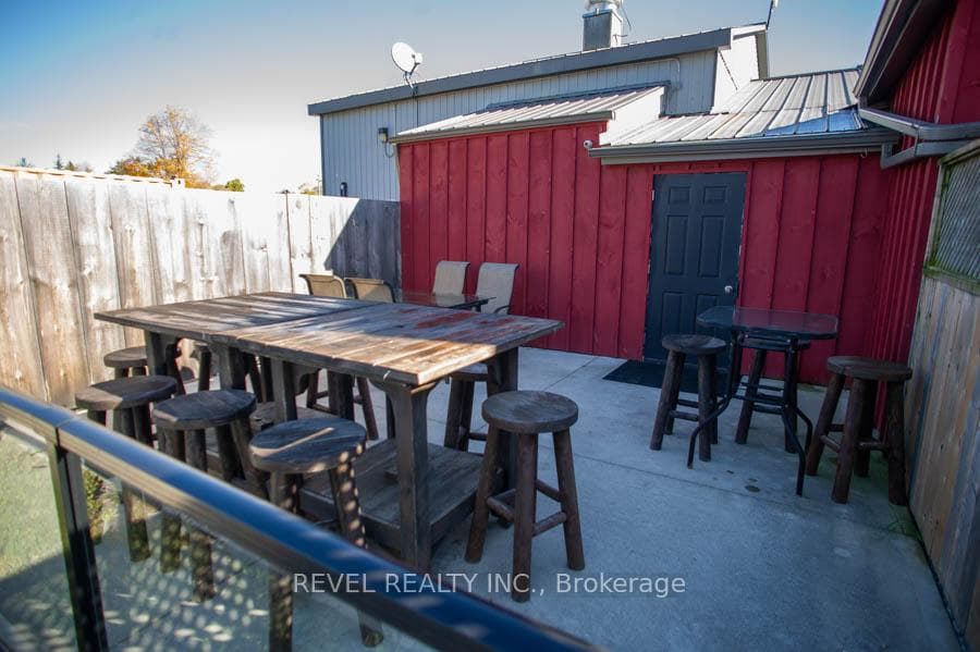 53 Simcoe Street photo 23