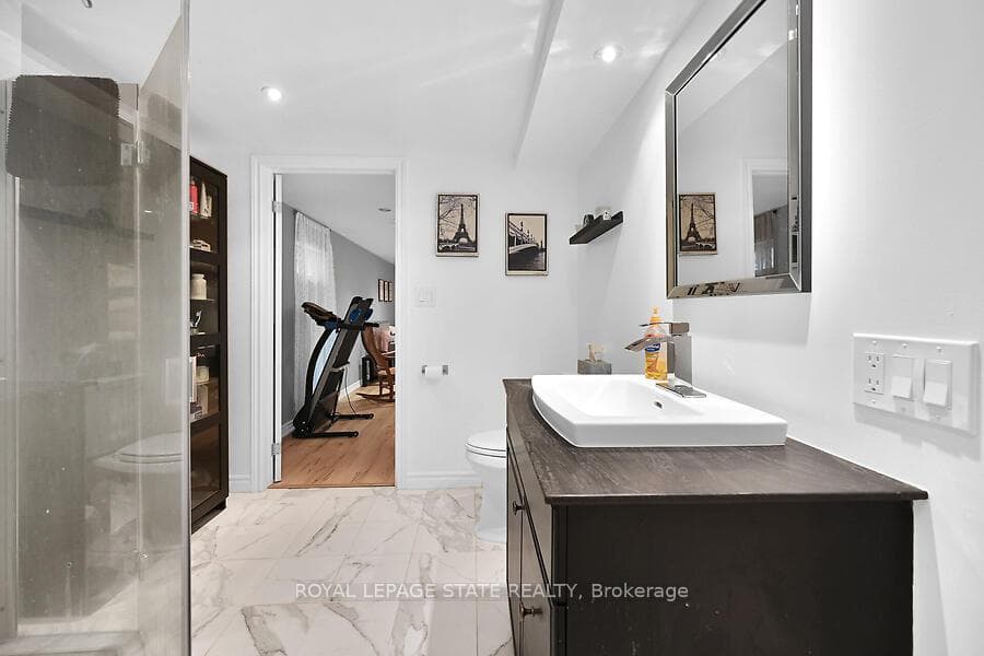 67 Cameron Avenue photo 29
