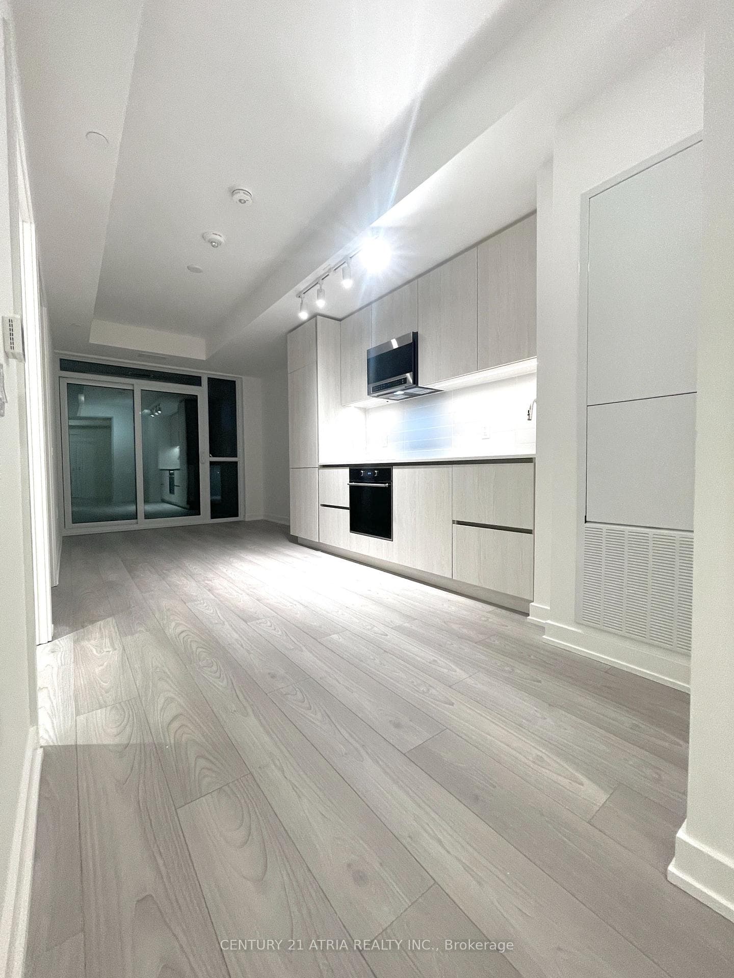 110 Broadway Avenue Unit 1203 photo 6