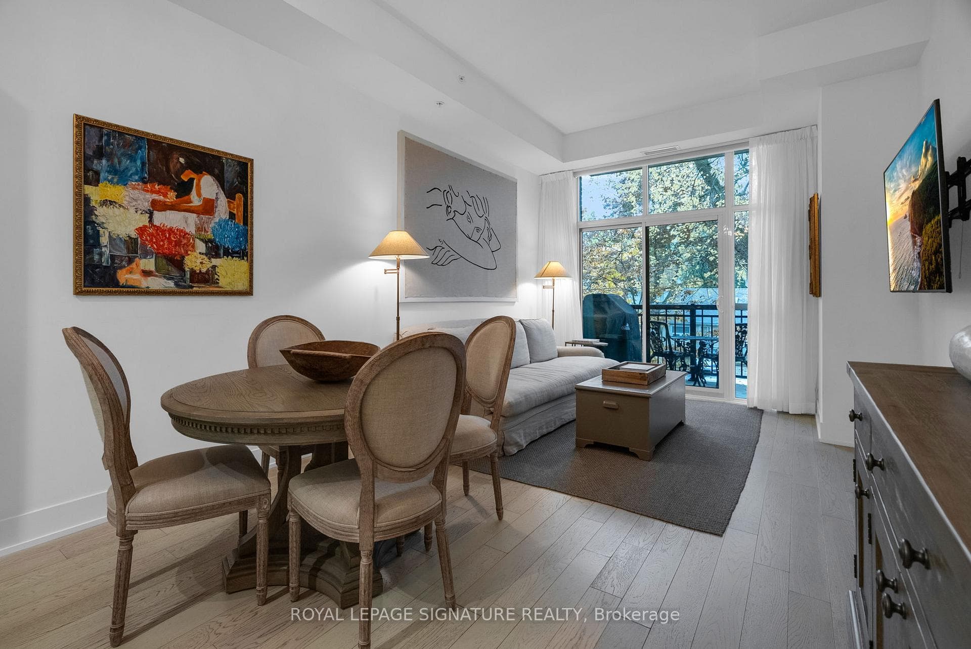 66 Kippendavie Avenue Unit 206 photo 1