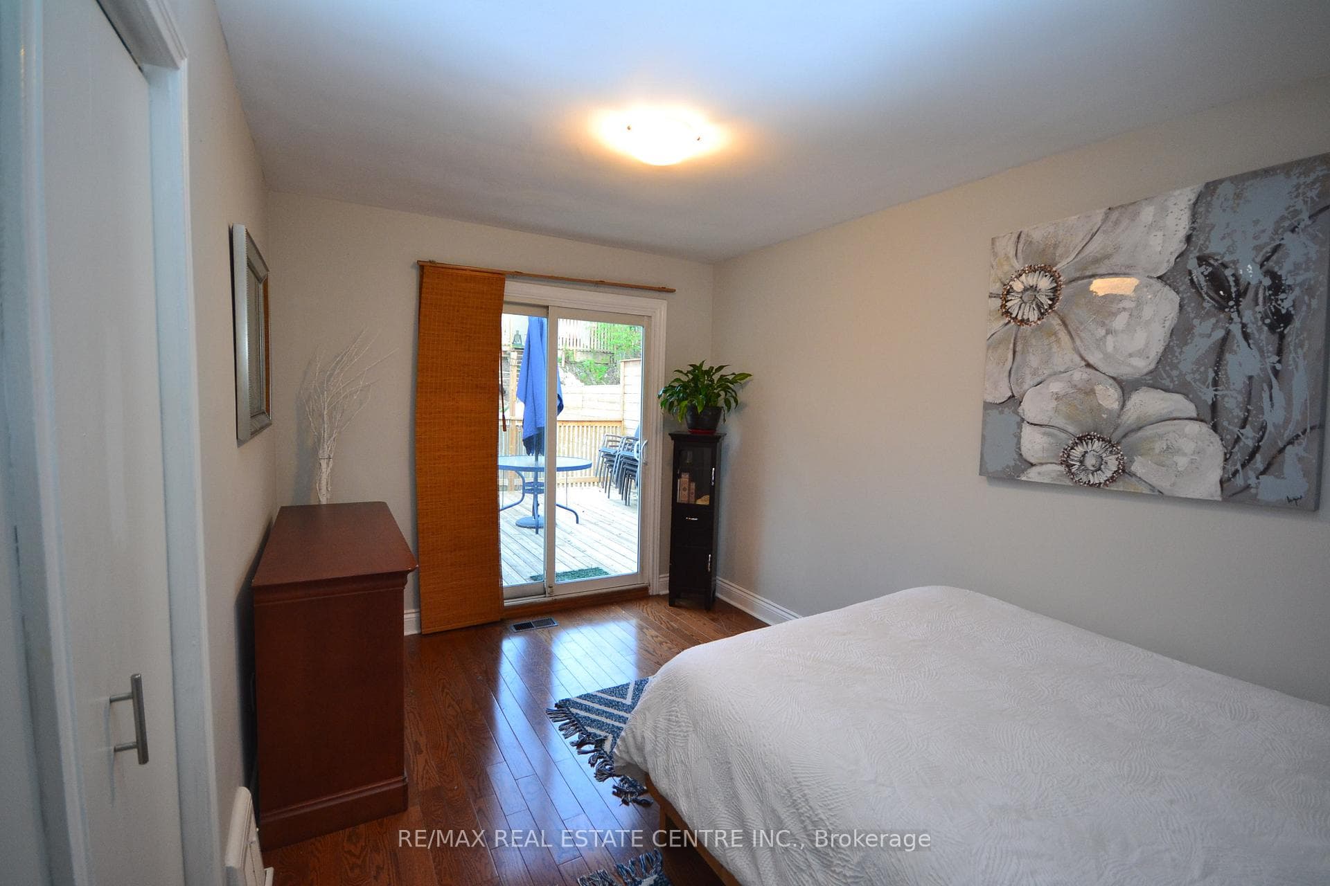 75 Cynthia Road photo 22