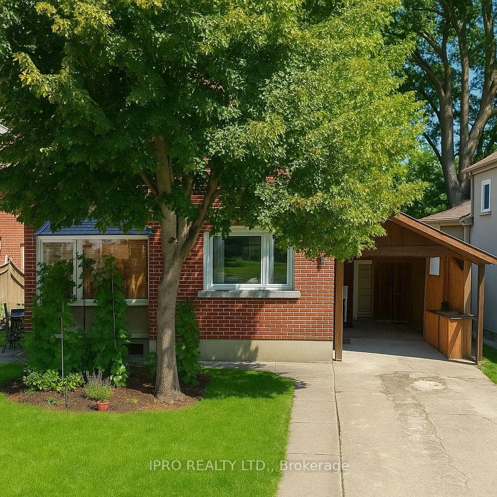 8 Daniels Street photo 1