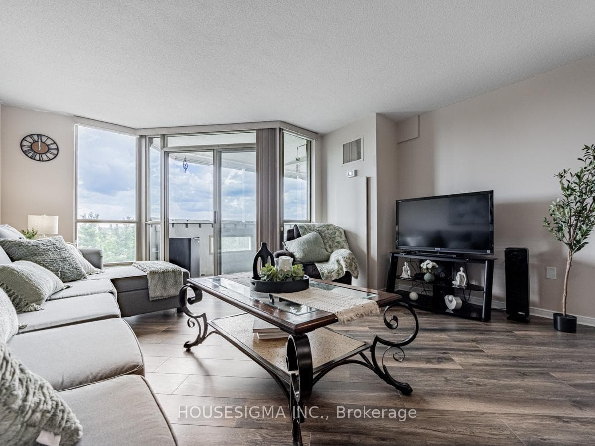 20 Mcfarlane Drive Unit 604 photo 4