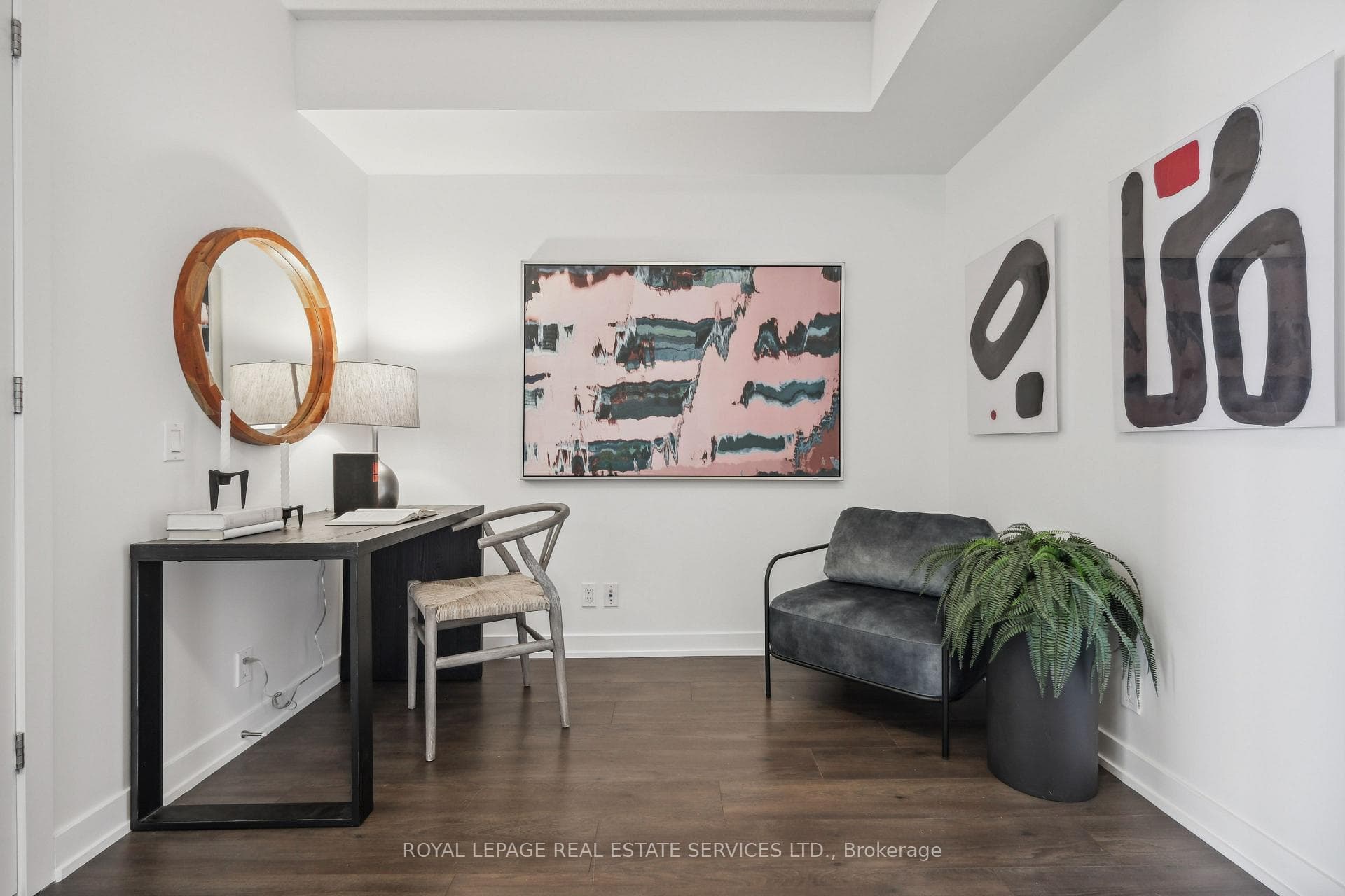 2200 Lakeshore Boulevard Unit 3302 photo 4