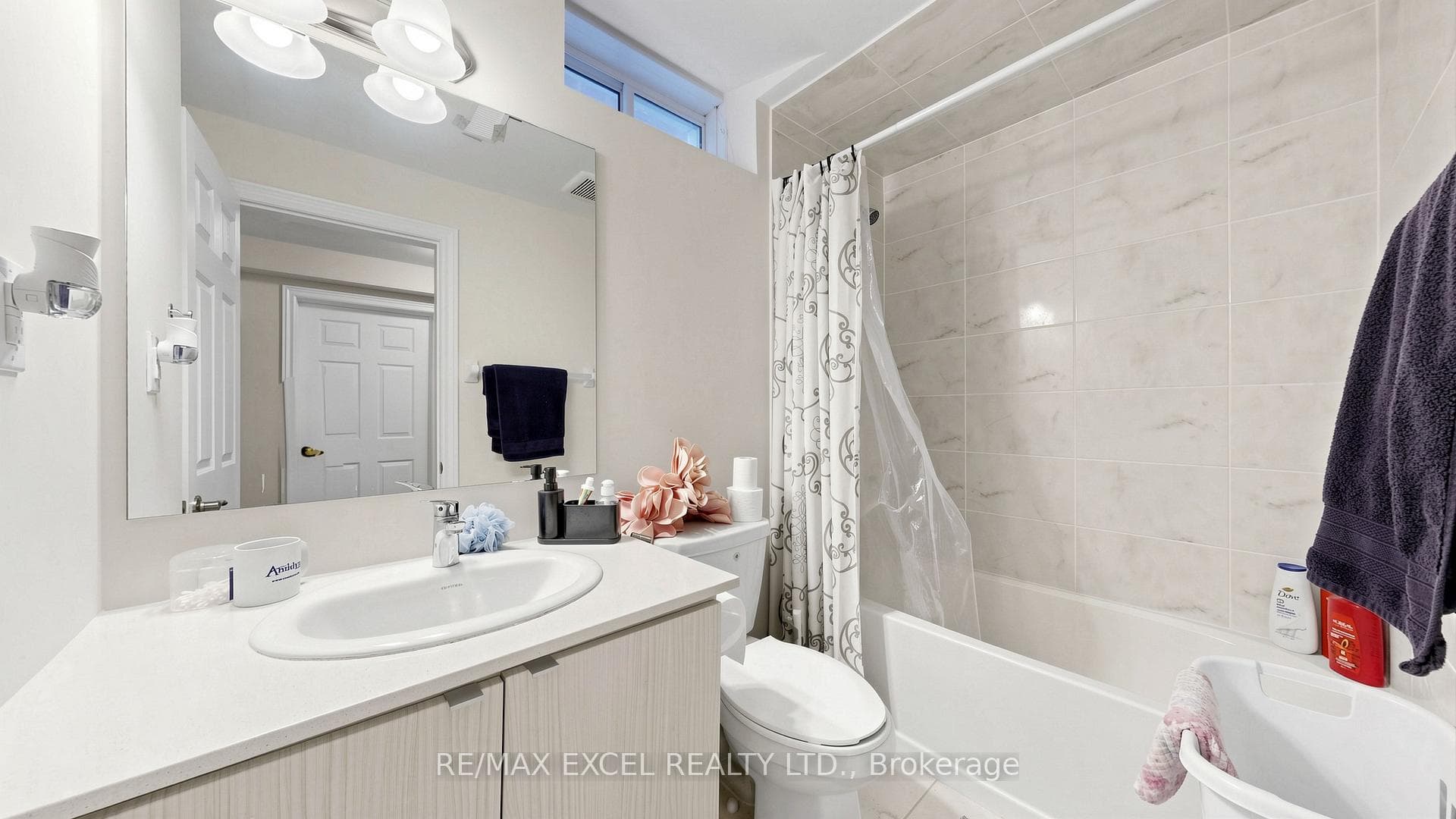 75 Jinnah Avenue photo 46