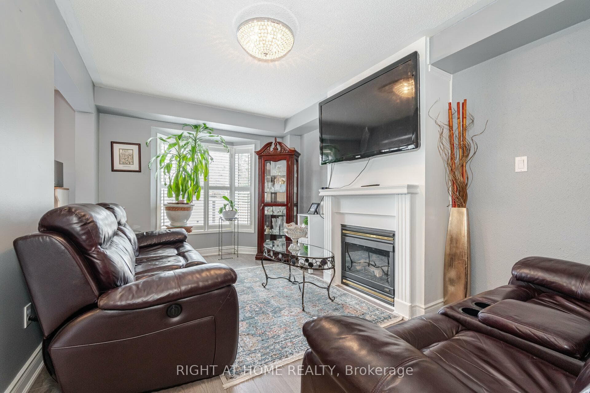 8536 MARTIN GROVE Road photo 8