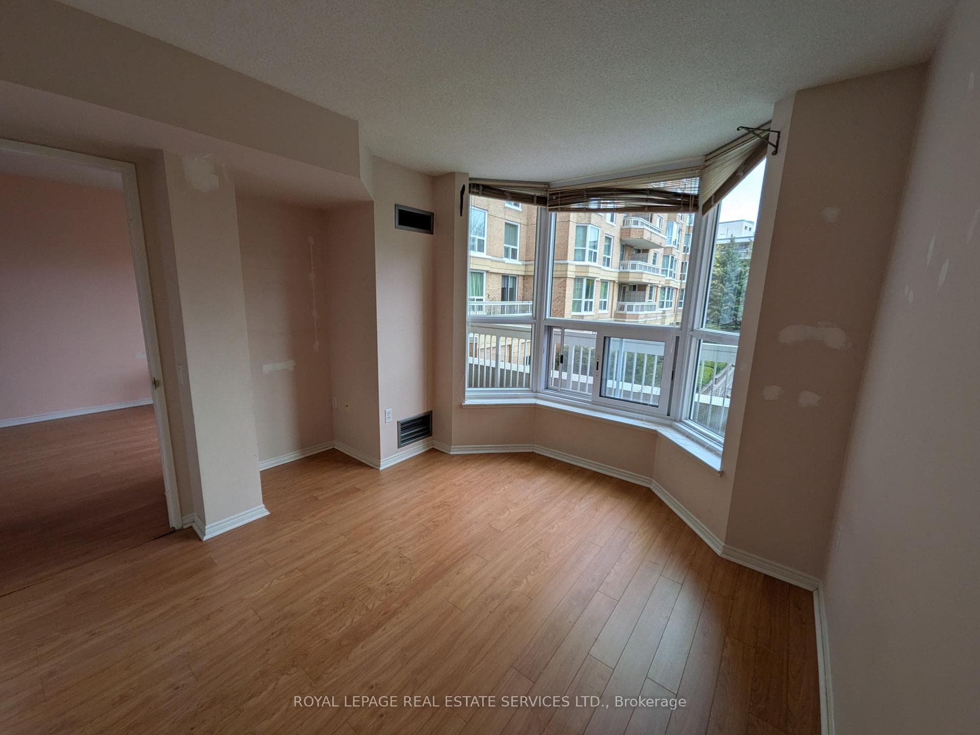 11 Thorncliffe Park Drive Unit 202 photo 13