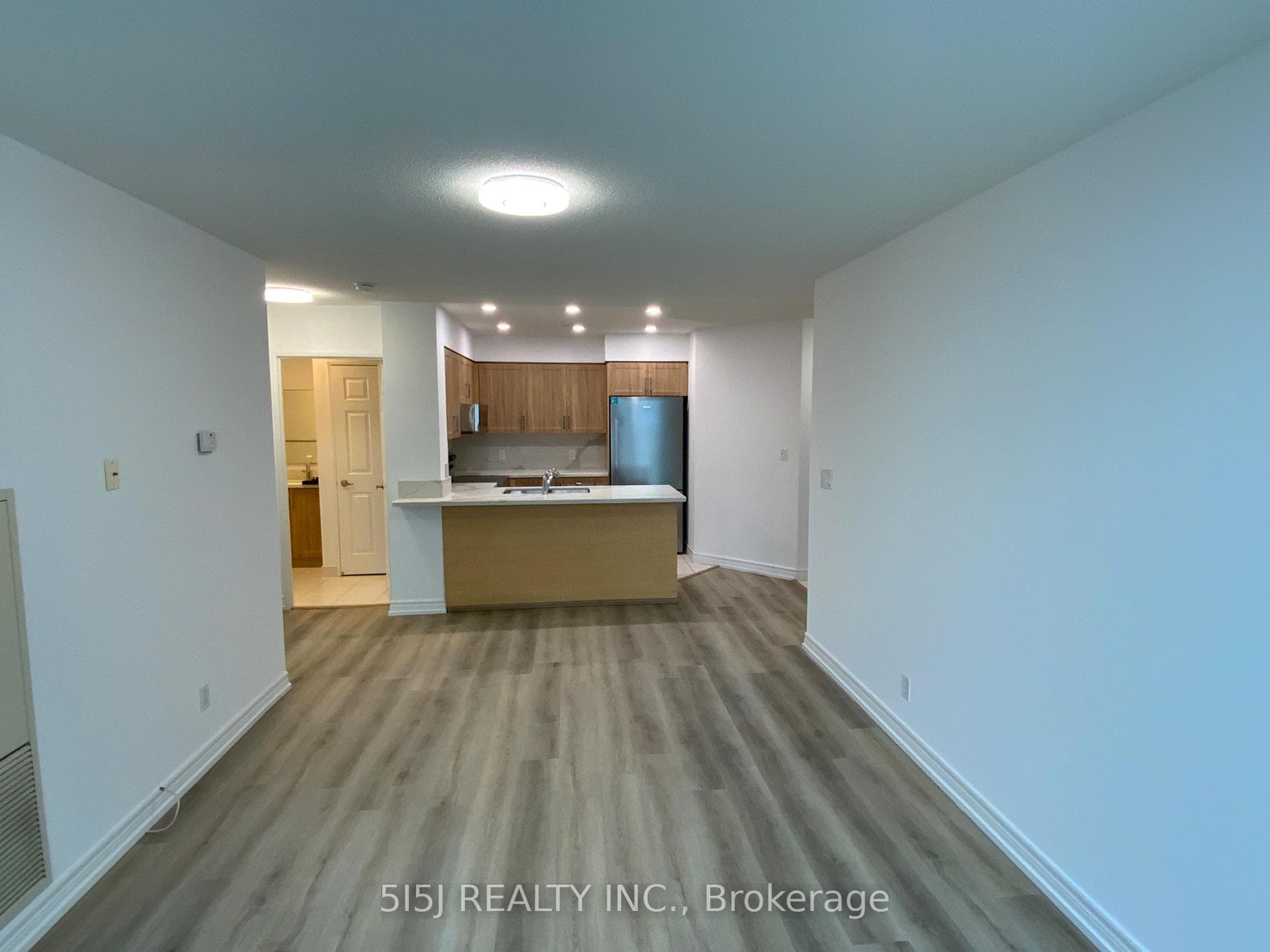 23 Hollywood Avenue Unit 3908 photo 9