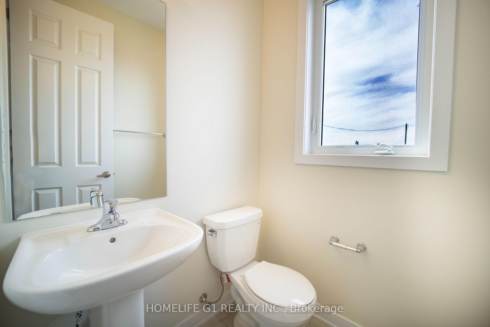 24 Rowlock Street photo 20