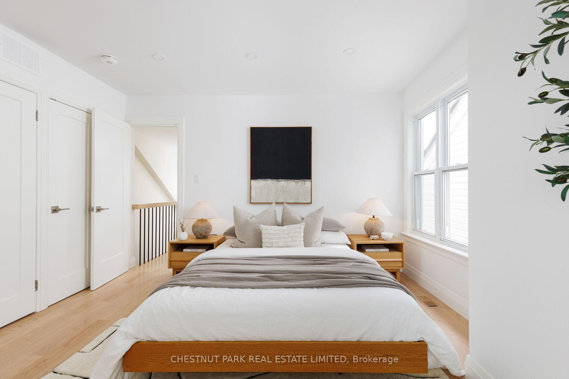 145 Borden Street photo 23