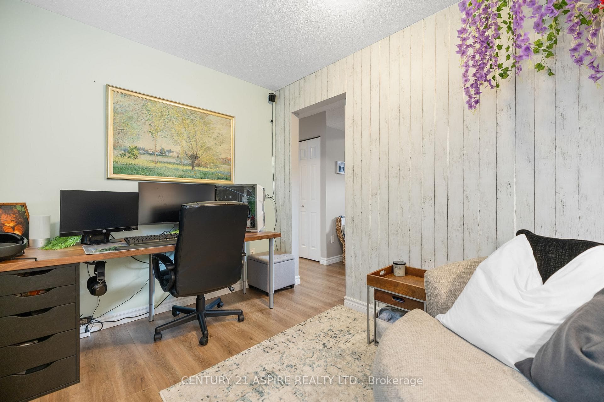 15 Dutch Drive photo 28