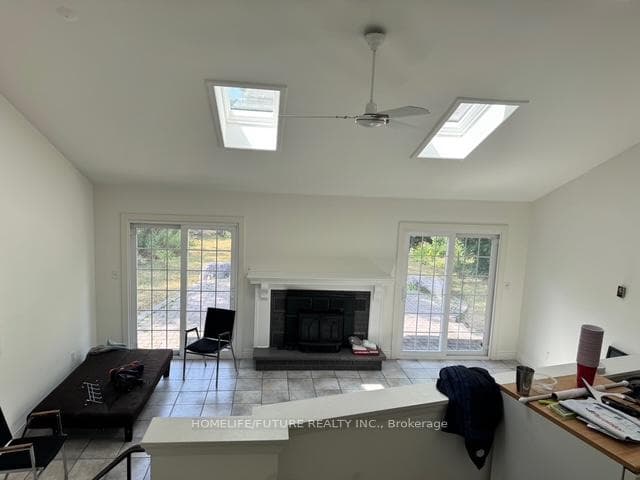 96 Bevdale Road photo 4