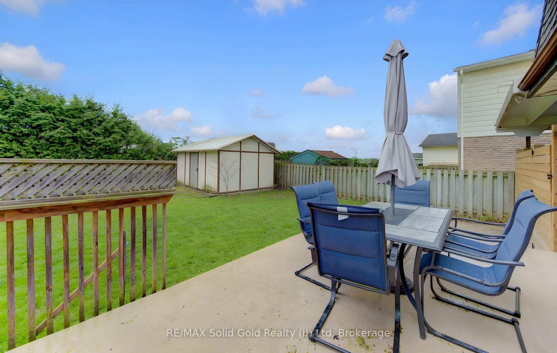 331 Dansbury Drive photo 22