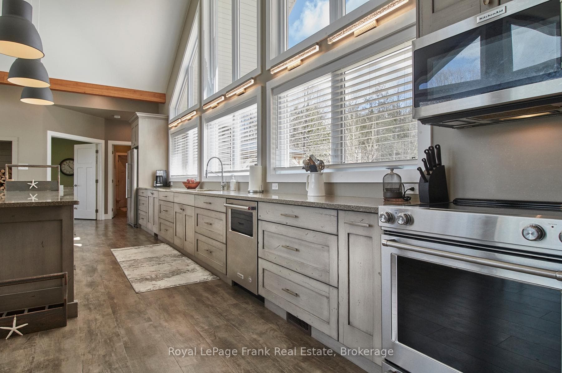 2269 McCracken's Landing Road photo 12