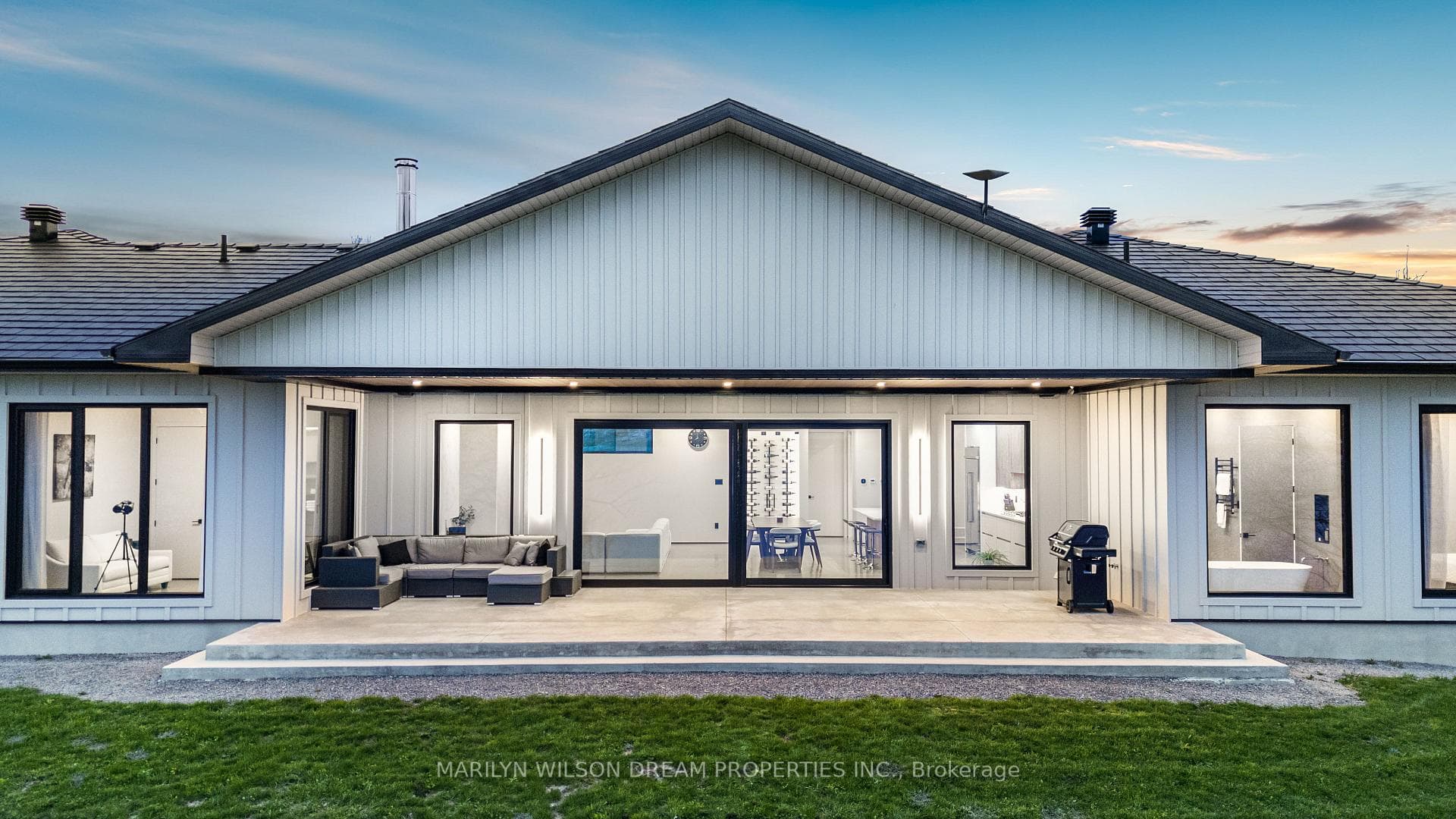 2486 Howe Island Drive photo 42