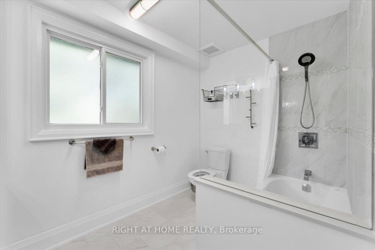 1108 Kipling Avenue photo 29