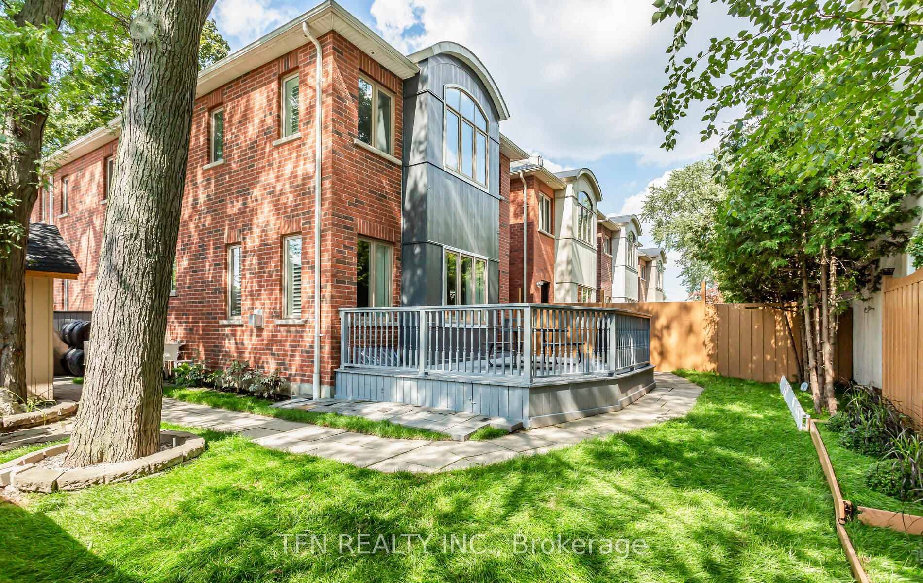 1A Elhurst Court photo 19