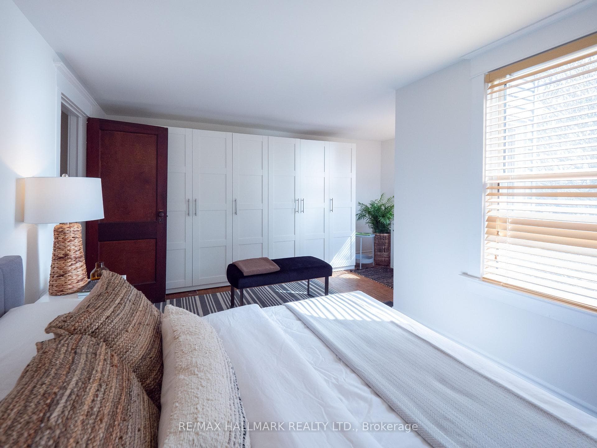 79 Cambridge Avenue photo 18