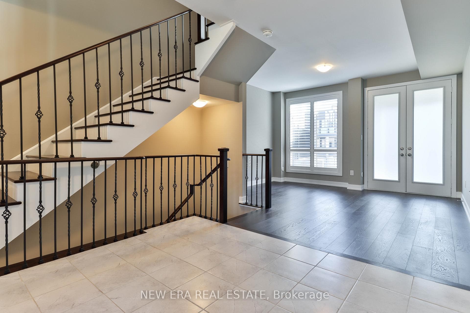 81 Stauffer Crescent photo 18