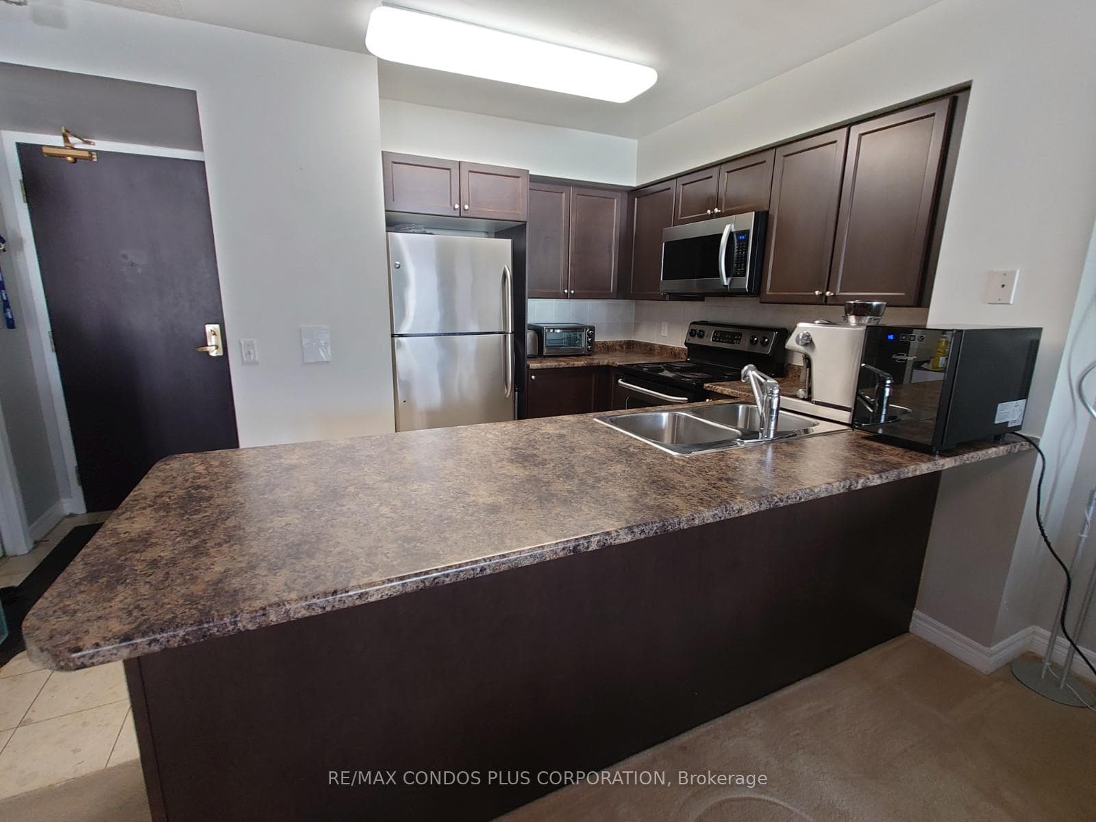 30 Grand Trunk Crescent Unit 3712 photo 6