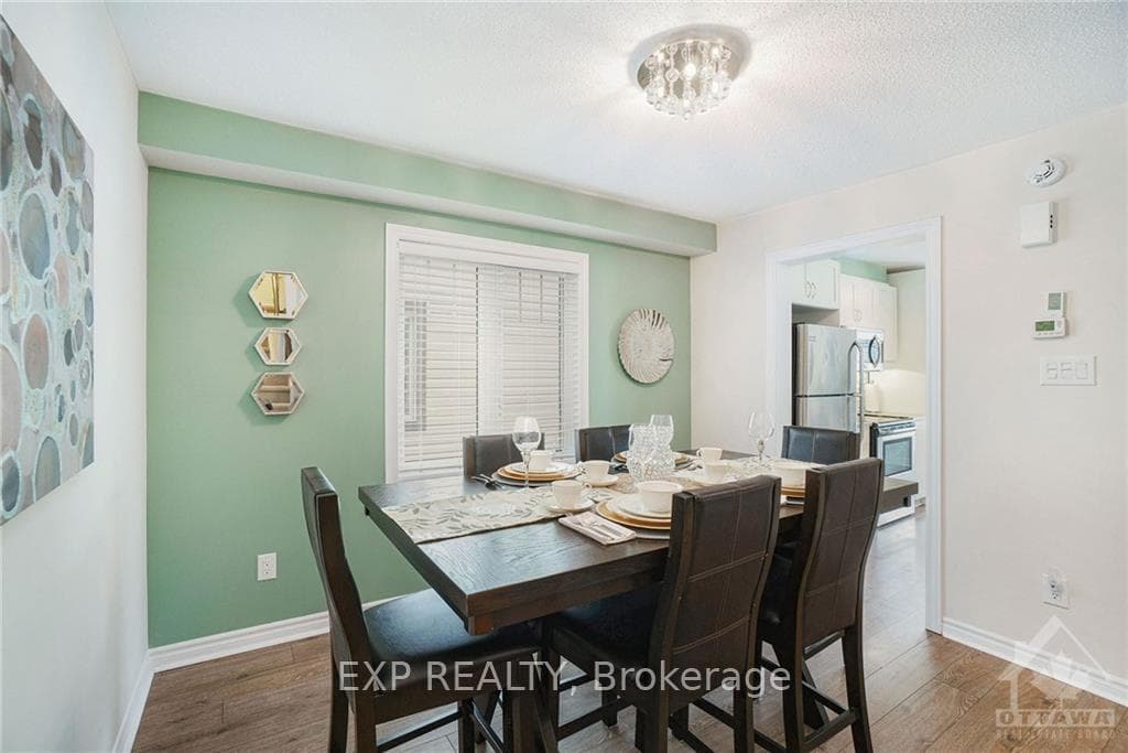 439 WHITE ARCTIC Avenue photo 8
