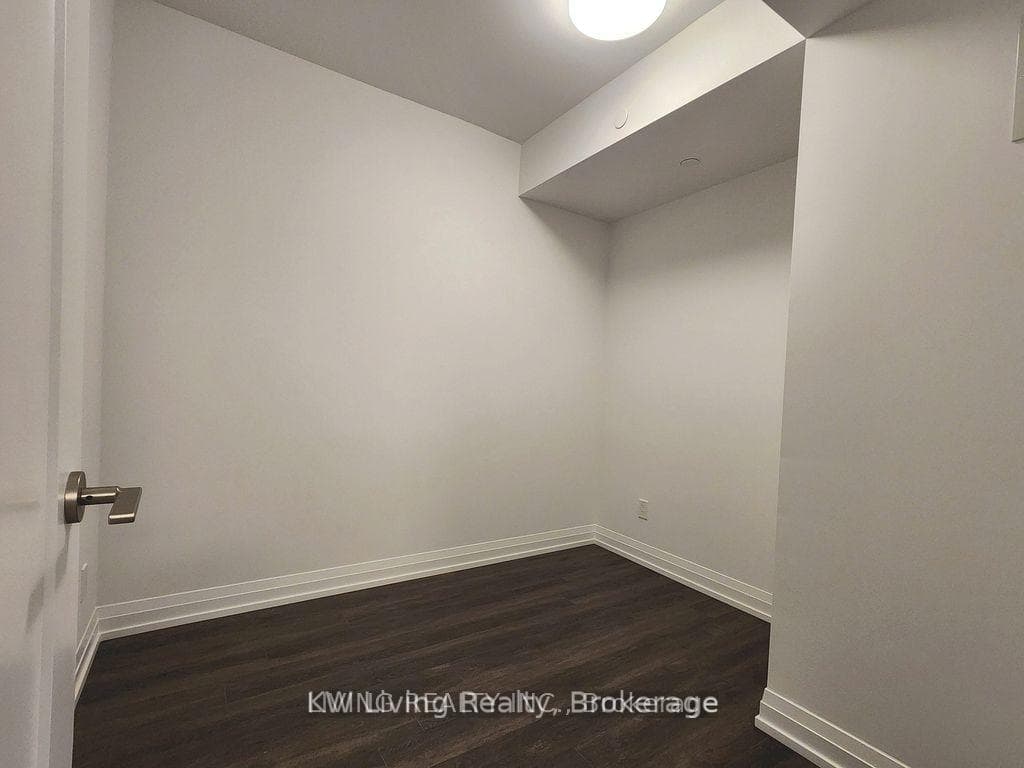 286 Main Street Unit 1506 photo 9